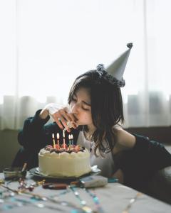해피버스데이 투 미